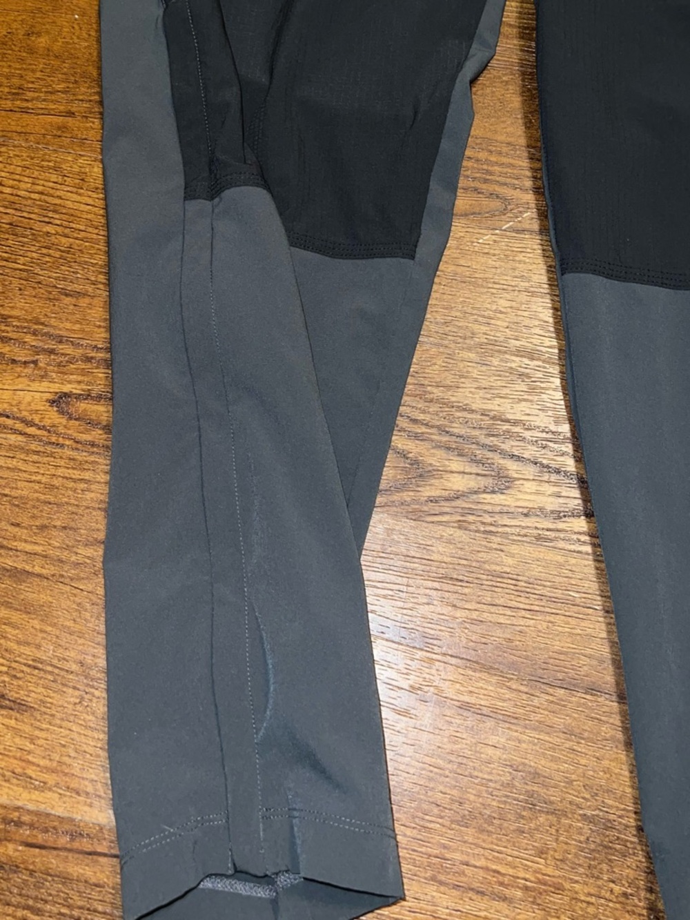 Nike Tennessee Vols Sideline Pants Men Charcoal Grey Colorblock Track UT Size S - Picture 4 of 6